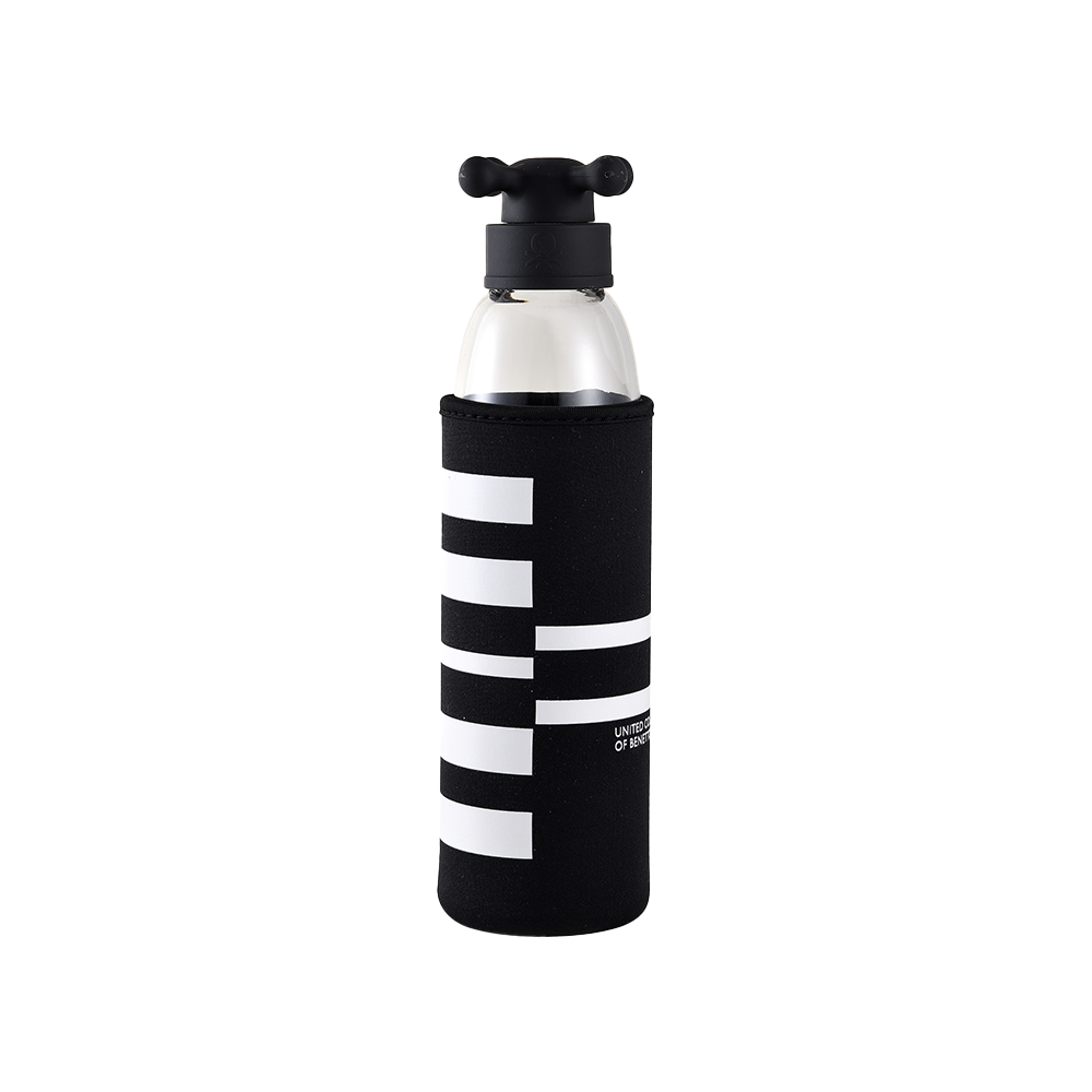 Botella de agua con funda