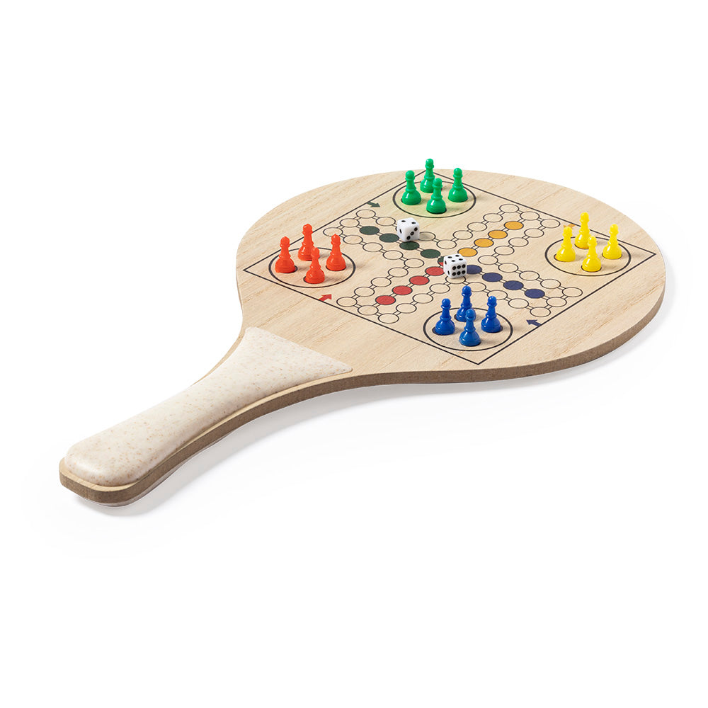 Pala de playas con juegos ajedrez y parchis