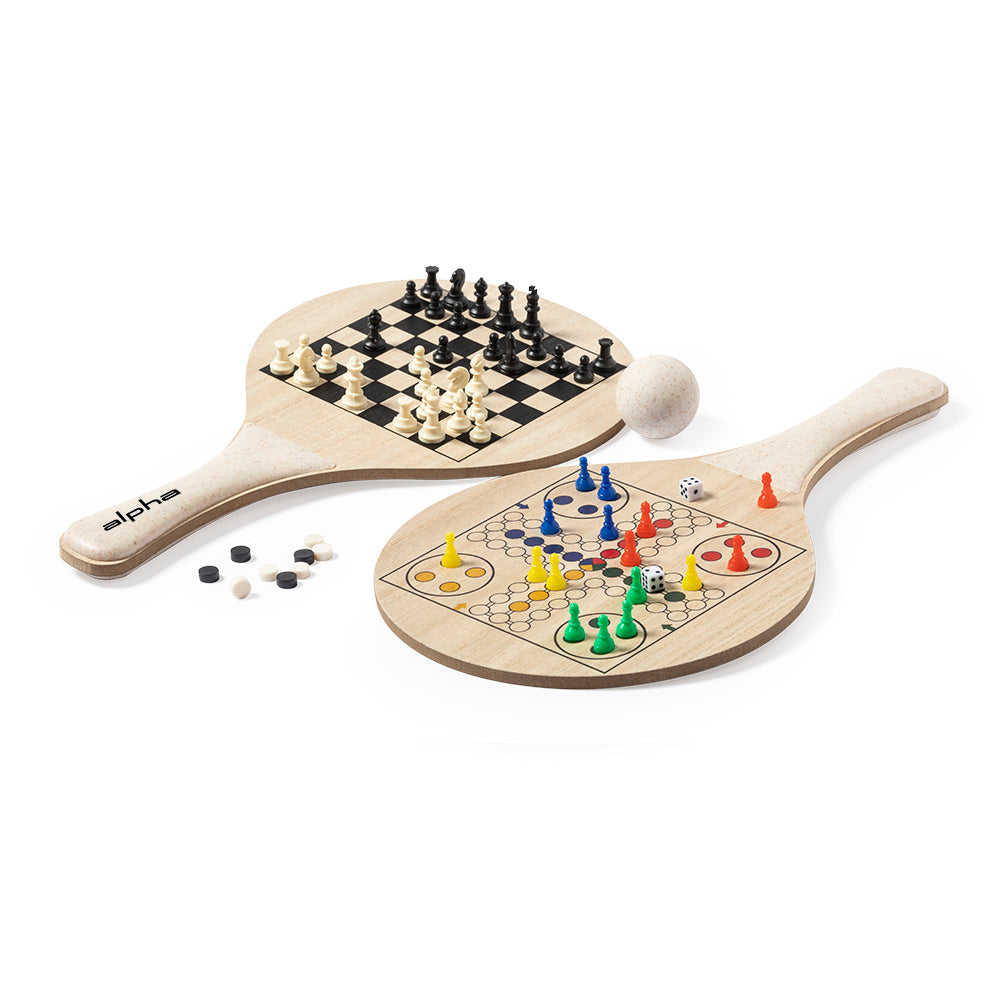 Pala de playas con juegos ajedrez y parchis