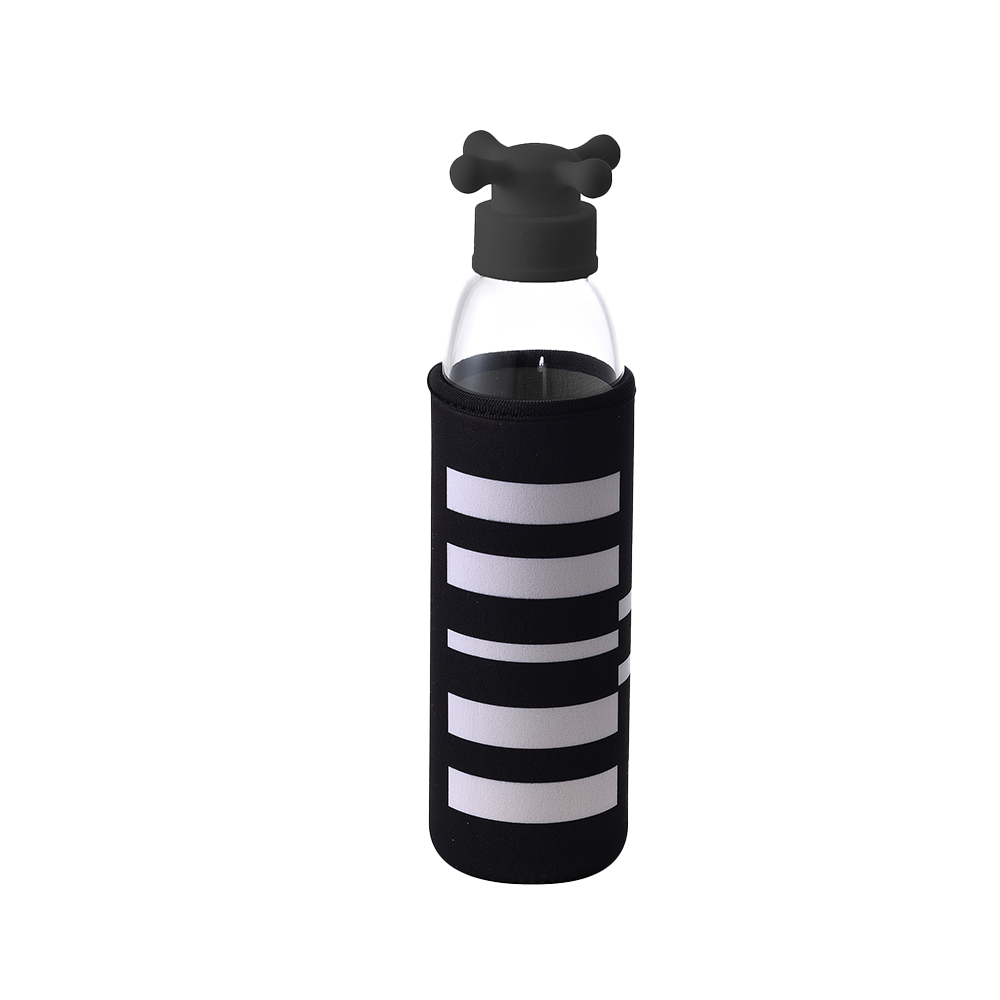 Botella de agua con funda
